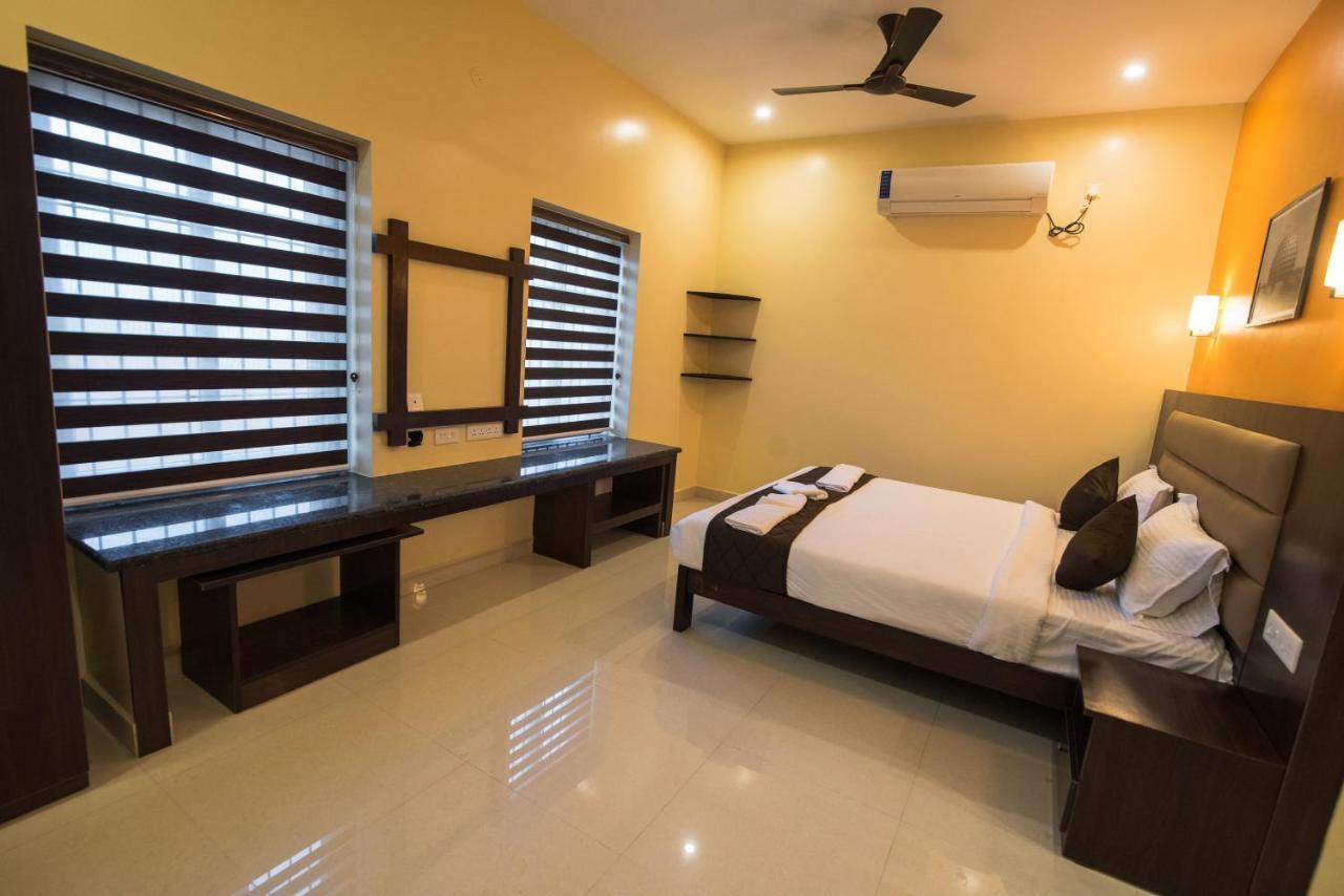 Saffron Vilva Otel Pondicherry Dış mekan fotoğraf