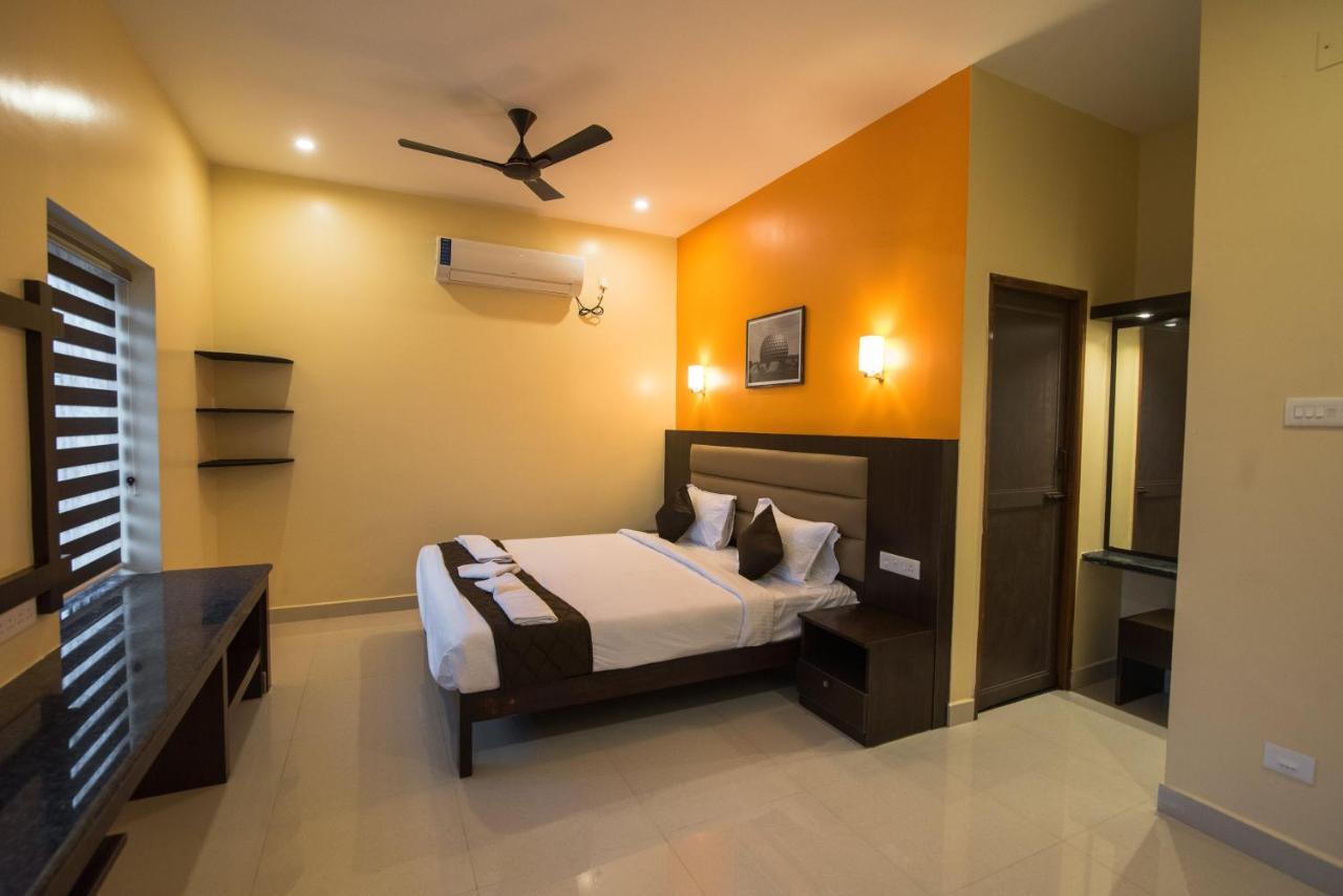 Saffron Vilva Otel Pondicherry Dış mekan fotoğraf